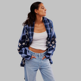 ESTERA | VINTAGE ÜLEMÕÕTMELINE KARDIGAN NUPPUDES, PIKADE VARRUKATE JA SÄRKIDE KRAEGA