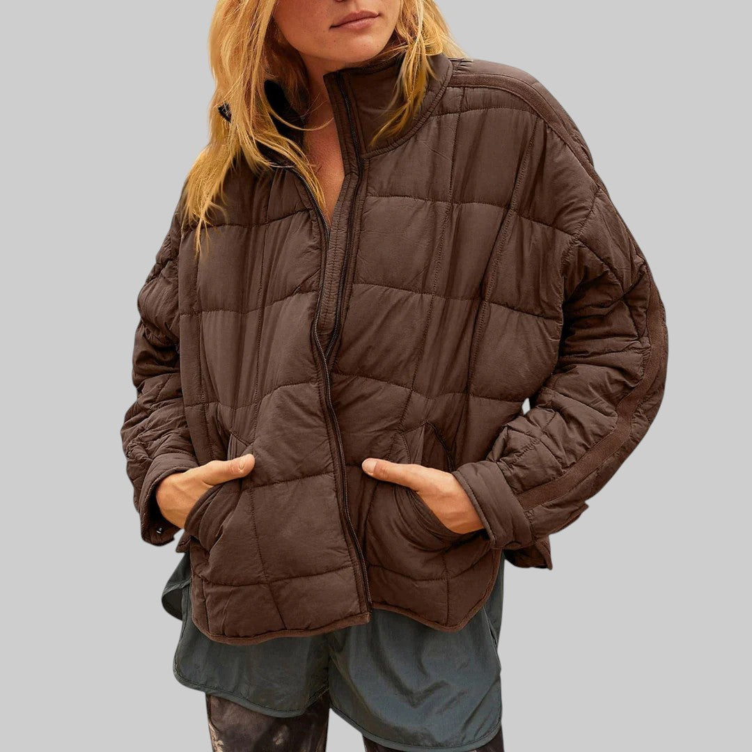 SOFIA | KERGE KOMPAKTNE TIKANDI JACKET KZIPIGA