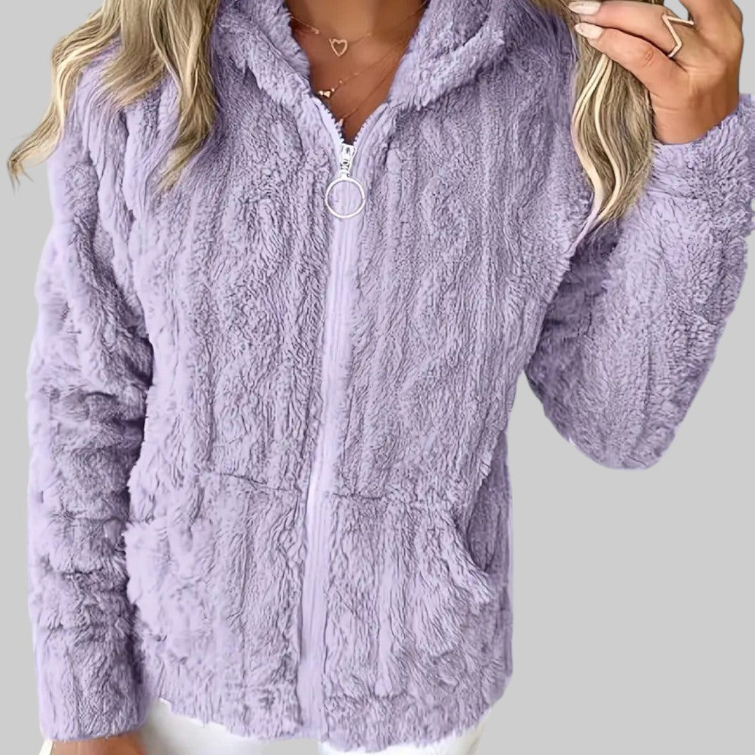 ANETA | KAPUUTIGA TÕMBEGA PUSA PIKADE VARRUKATEGA