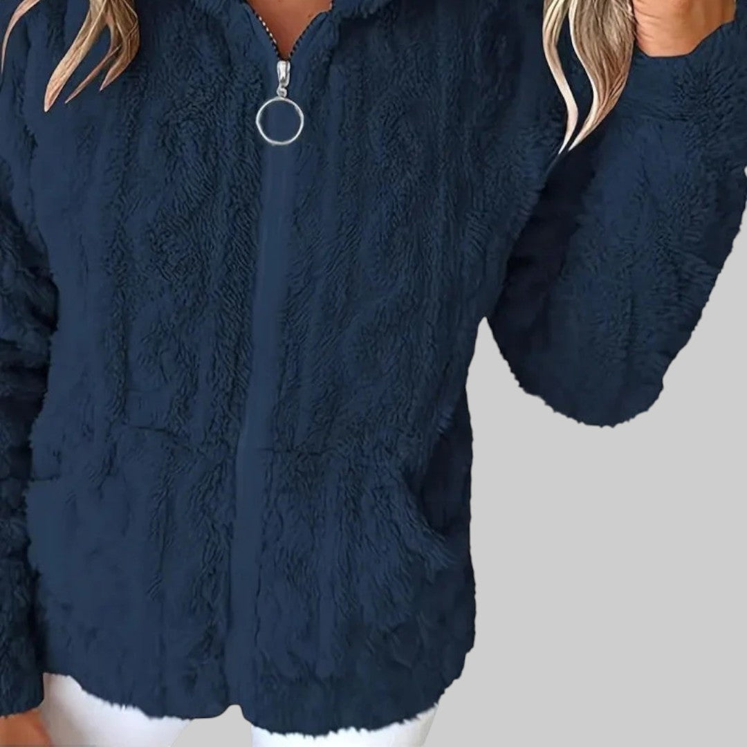 ANETA | KAPUUTIGA TÕMBEGA PUSA PIKADE VARRUKATEGA