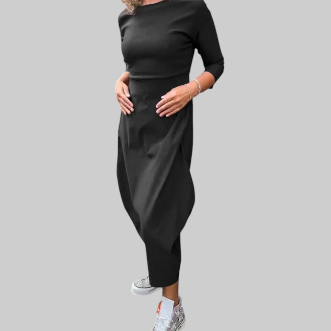 ANDREA | POLÜESTER KLEITIDEGA PIKADE VARRUKATE JA TASKUTEGA