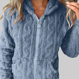 ANETA | KAPUUTIGA TÕMBEGA PUSA PIKADE VARRUKATEGA