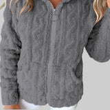 ANETA | KAPUUTIGA TÕMBEGA PUSA PIKADE VARRUKATEGA