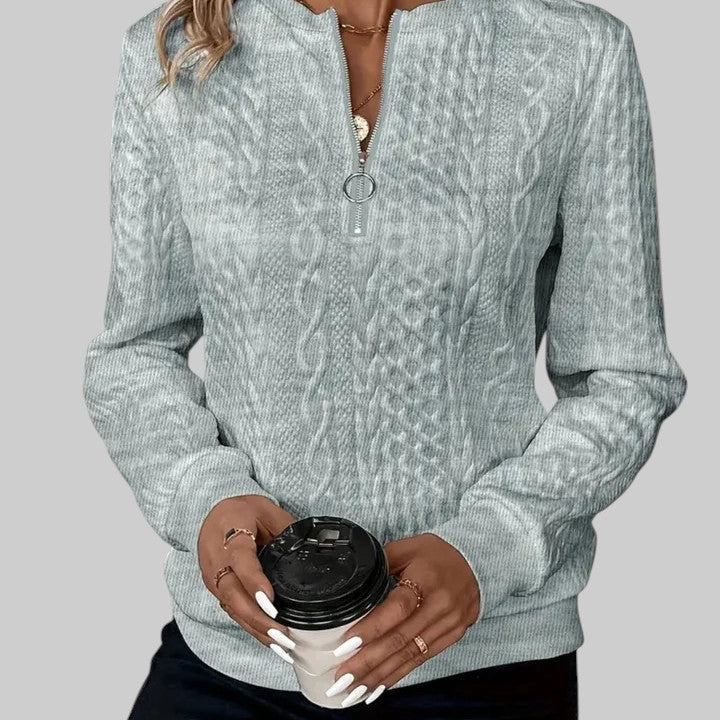 VERA – NAISTE KAMPA ZIPPIGA KEEGELDUSMUSTRIGA