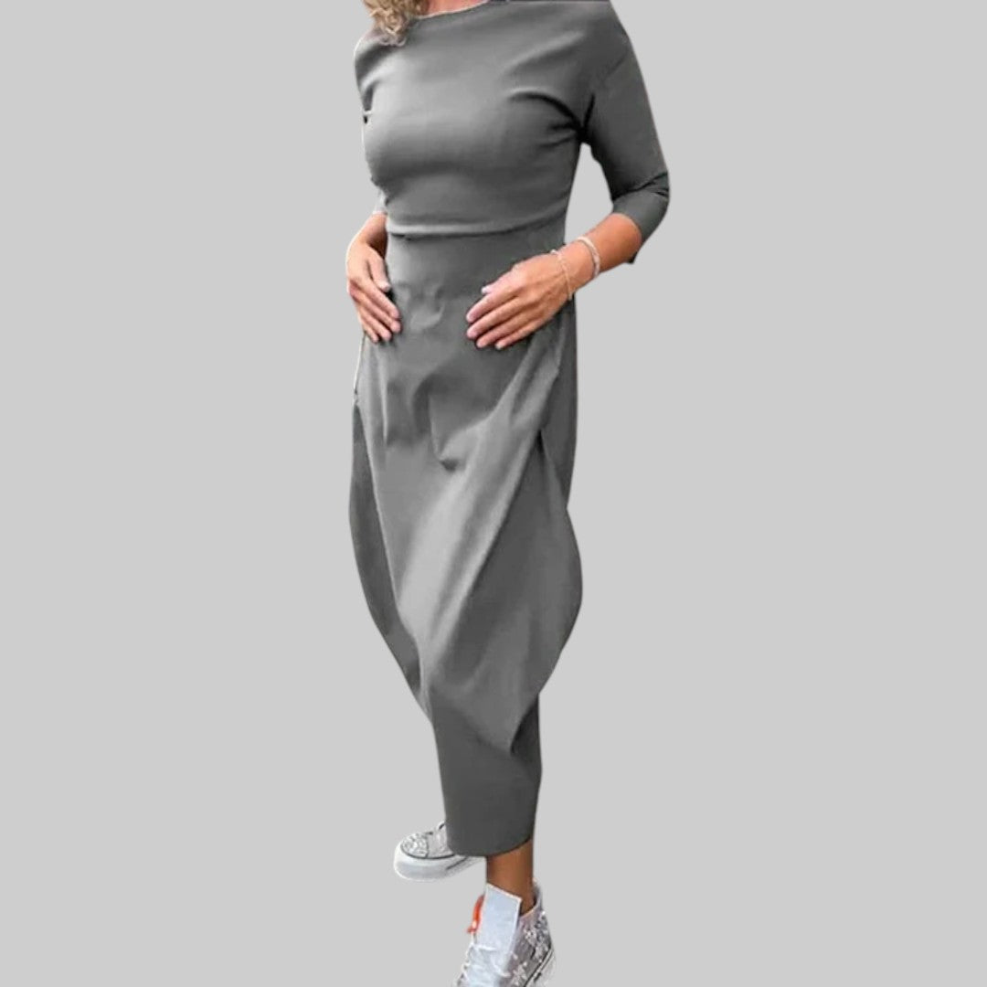 ANDREA | POLÜESTER KLEITIDEGA PIKADE VARRUKATE JA TASKUTEGA