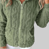 ANETA | KAPUUTIGA TÕMBEGA PUSA PIKADE VARRUKATEGA