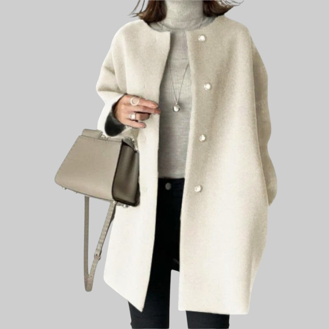 KORNÉLIA | ELEGANTNE ÜKSNE KATE