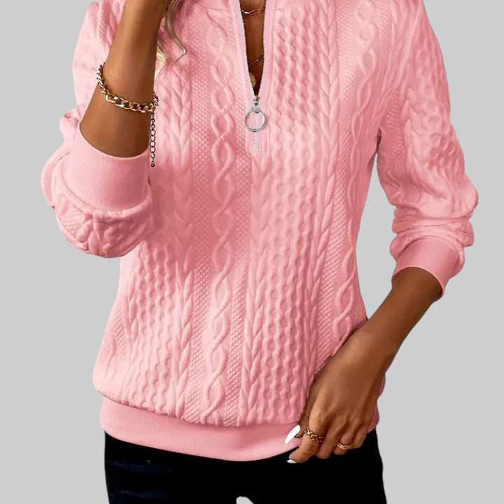 VERA – NAISTE KAMPA ZIPPIGA KEEGELDUSMUSTRIGA