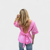 KATARÍNA – DELIKAATNE VÄHENDATUD BLUUS