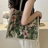 LILLERIKKIGA JA ÖKOLOGINDA DISAINIGA KOTI