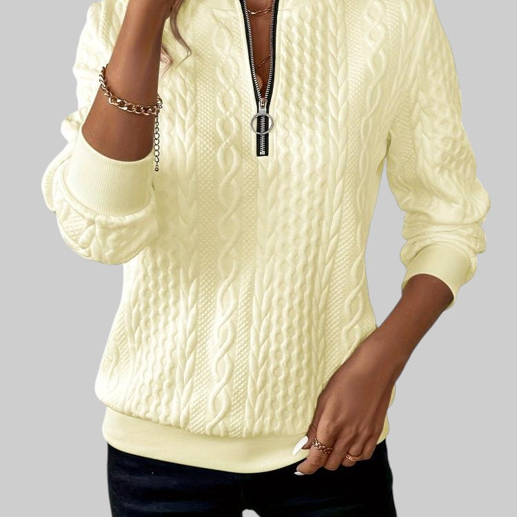 VERA – NAISTE KAMPA ZIPPIGA KEEGELDUSMUSTRIGA