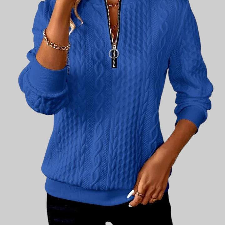 VERA – NAISTE KAMPA ZIPPIGA KEEGELDUSMUSTRIGA