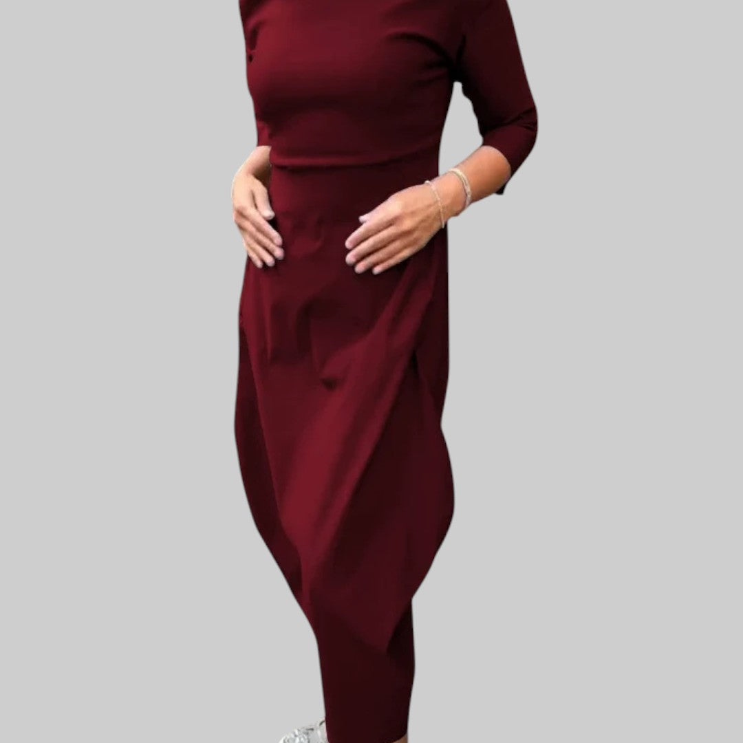 ANDREA | POLÜESTER KLEITIDEGA PIKADE VARRUKATE JA TASKUTEGA