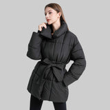 KLÁRA | LÜHIKE JAKK KOTIGA