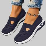 LUBA | MUGAVAD RELAXFIT JALATSID KÄIMISEKS