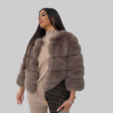 EMILY | KVALITEETNE KUNSTLIKUST KARUSNÄHEST KATE – ELEGANTNE DISAIN STiILI JA MUGAVUSE KÕTTE