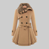 JOHANA | ELEGANTNE KEEVITUS KUNSTLIKUST KARVAST KAELUSEGA