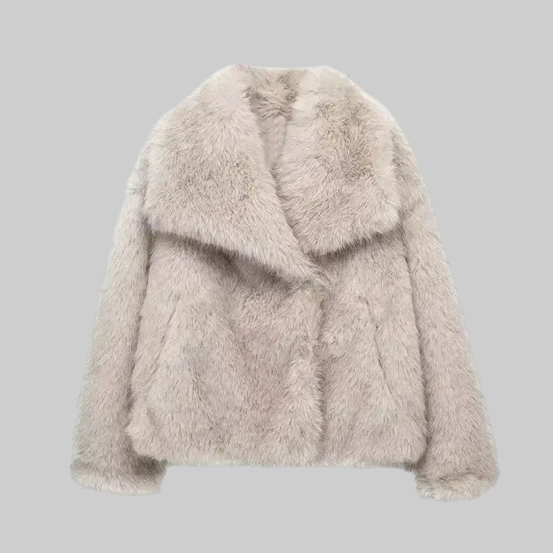 JULIE | LUKSUSLIK TEHISJÕHVI JACKET – STiILNE, PEHME JA AEGUMATU