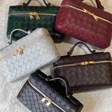 MINI KOTIKE KULLA AKSESSUAARIDEGA