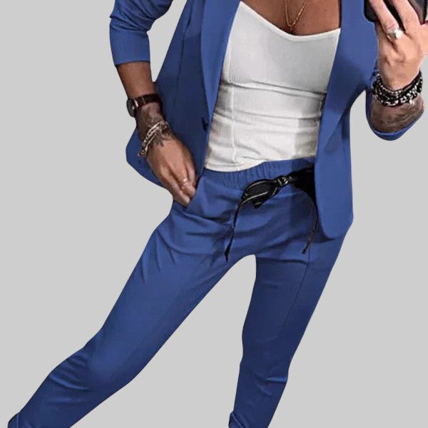 MAREN | KOHANDATUD KOMPLEKT PEHME BLEISERIGA JA LÕÕGASTE JOGGERITEGA