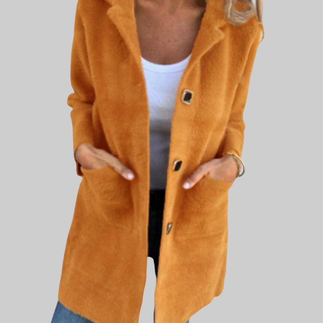 VINETA | NAISTE PIKK KAPUUT NUPPUDES JA TASKUTEGA