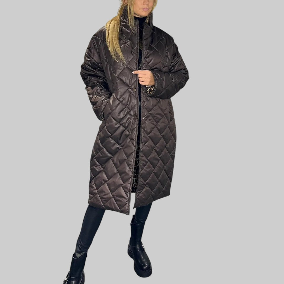 MAREN | KAKSPOOLNE TÄIDETUD KEEB LEOPARDIKUJUNDUSEGA