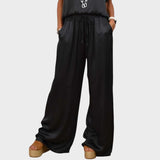 LUVA – ELEGANTNE KAKS OSALINE KOMPLEKT