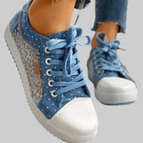 DOMINIKA | MUGAVAD LIBISEMIST TAKISTAVAD SNEAKERID KIRJUTATUD MUSTRIGA